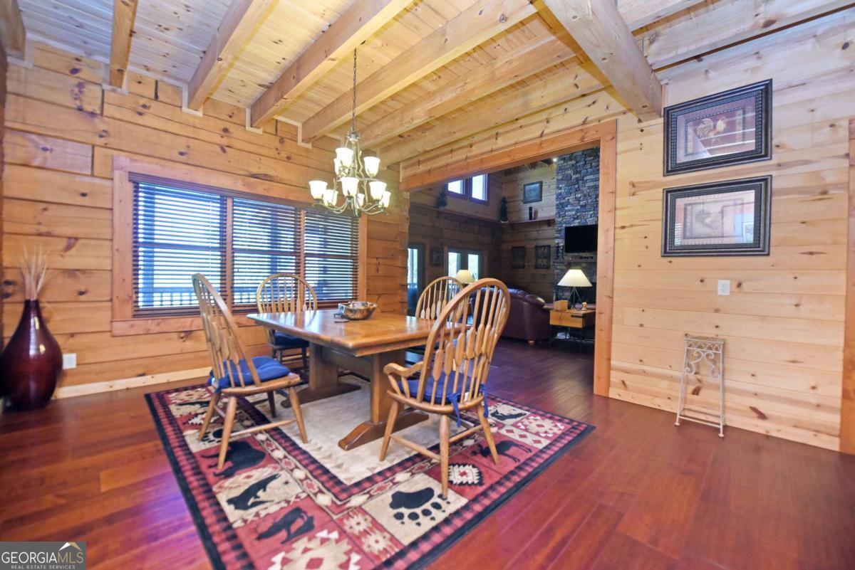 327 Prospectors Pass Ellijay GA 30536