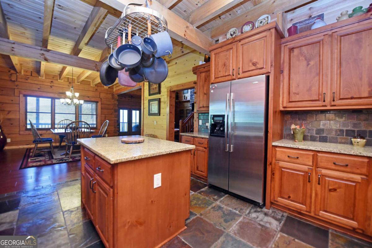 327 Prospectors Pass Ellijay GA 30536