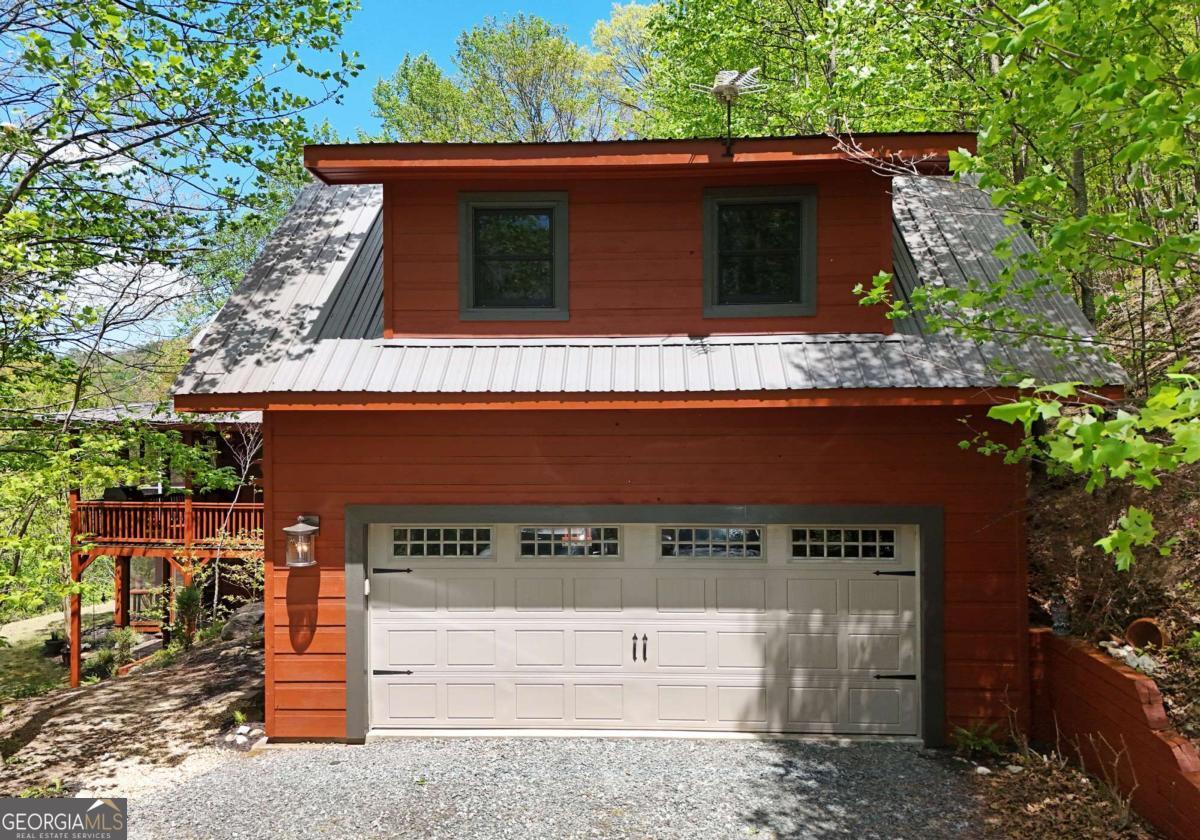 327 Prospectors Pass Ellijay GA 30536