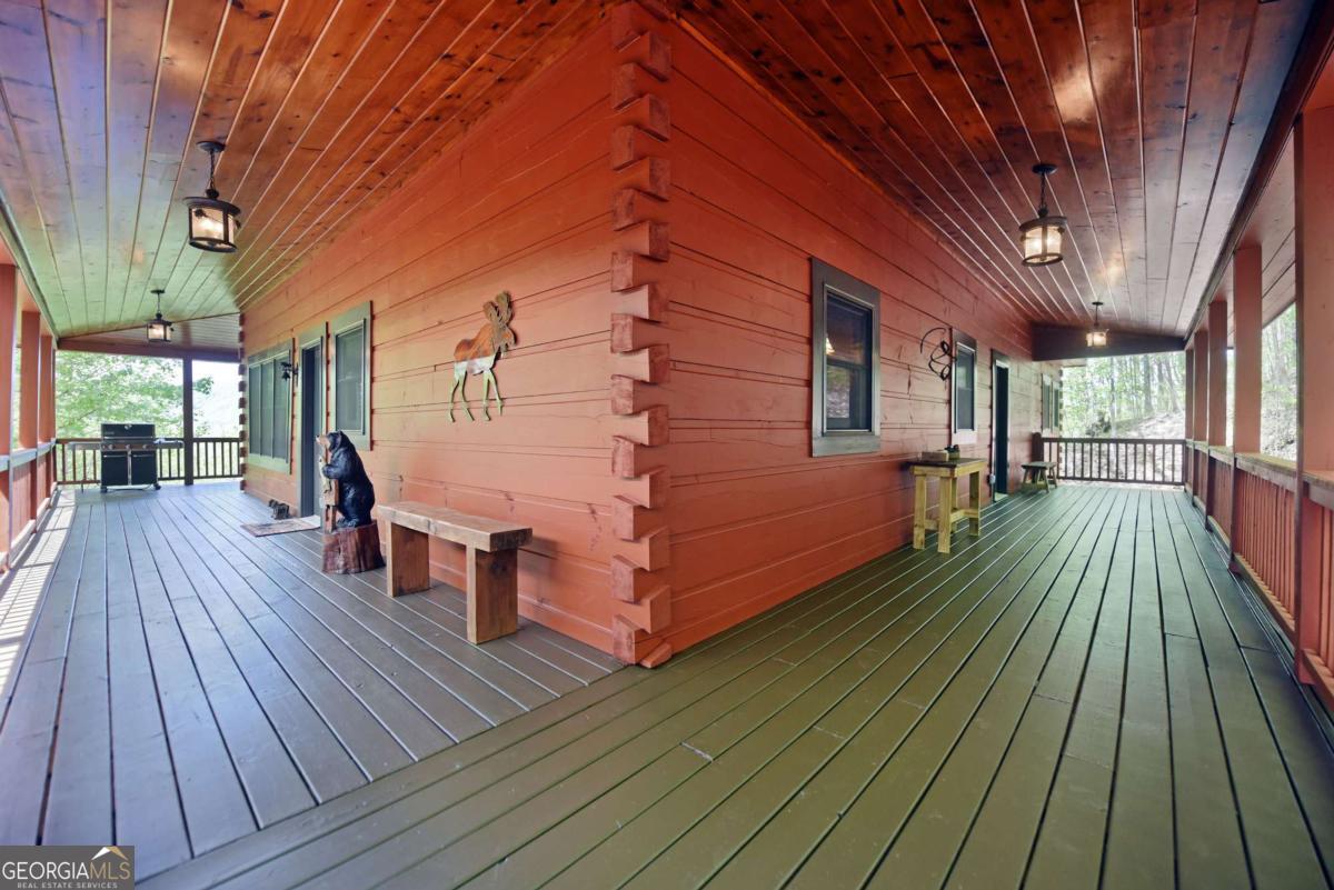 327 Prospectors Pass Ellijay GA 30536