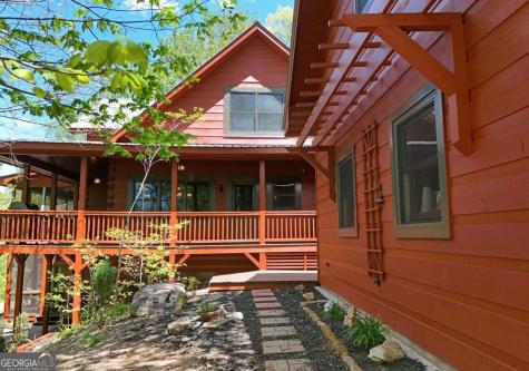 327 Prospectors Pass Ellijay GA 30536