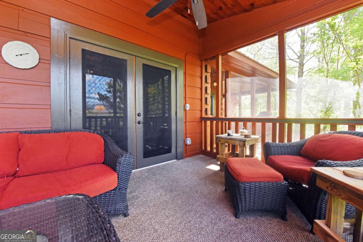 327 Prospectors Pass Ellijay GA 30536