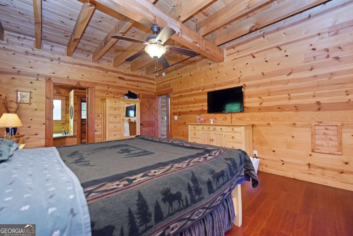 327 Prospectors Pass Ellijay GA 30536
