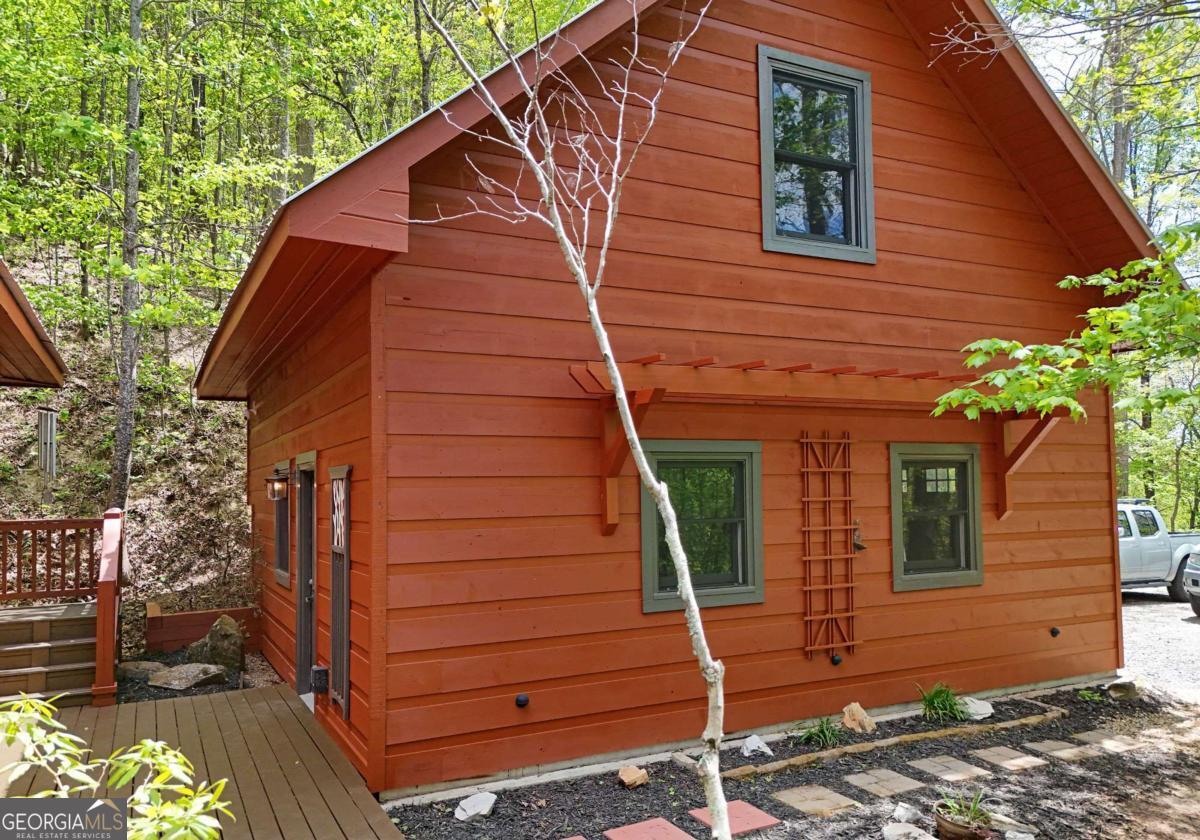 327 Prospectors Pass Ellijay GA 30536