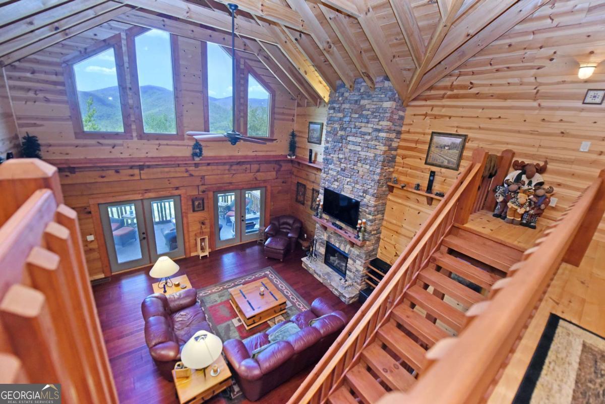 327 Prospectors Pass Ellijay GA 30536