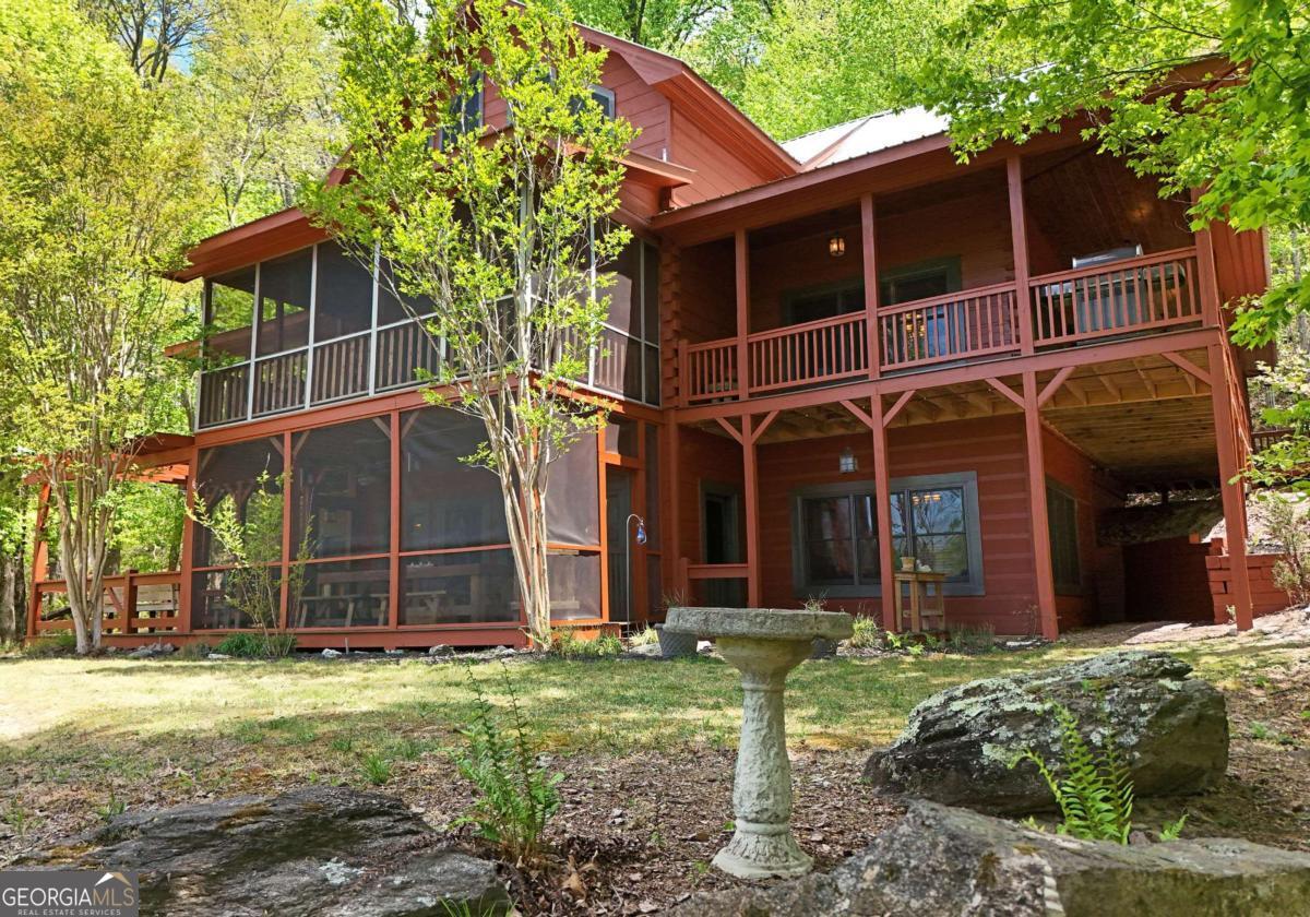 327 Prospectors Pass Ellijay GA 30536