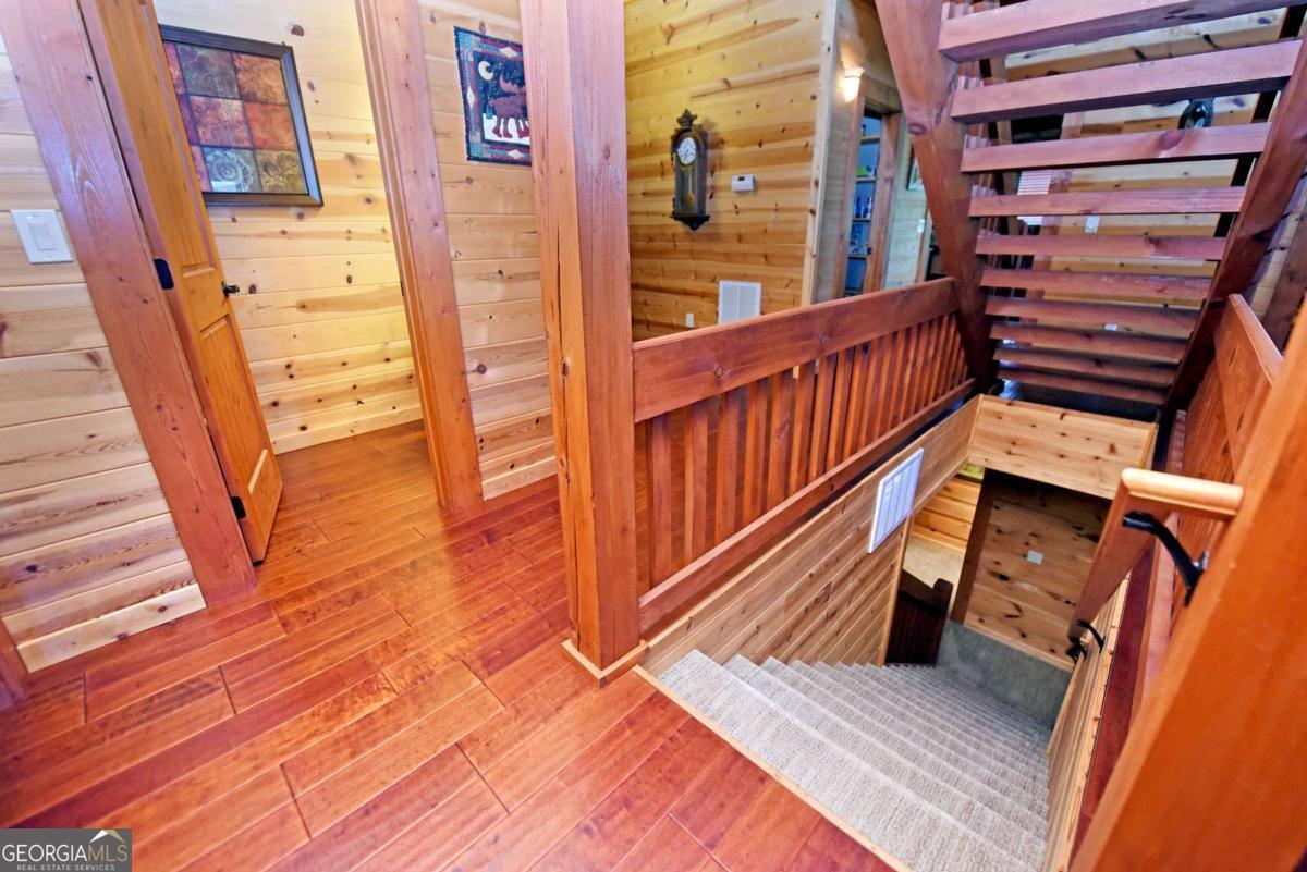 327 Prospectors Pass Ellijay GA 30536