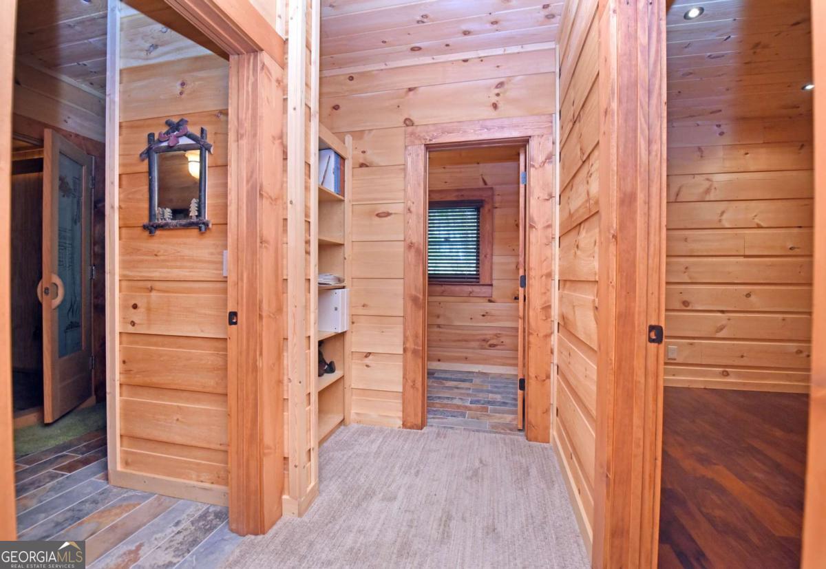 327 Prospectors Pass Ellijay GA 30536
