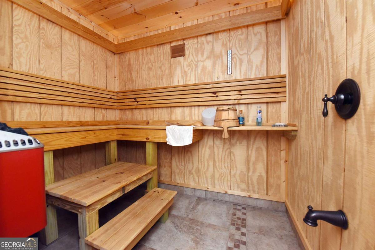 327 Prospectors Pass Ellijay GA 30536
