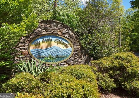 327 Prospectors Pass Ellijay GA 30536