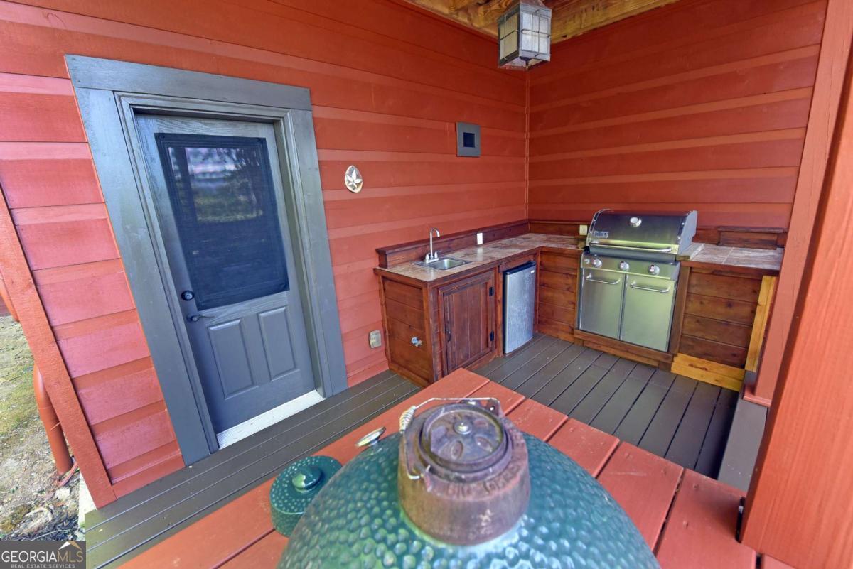 327 Prospectors Pass Ellijay GA 30536
