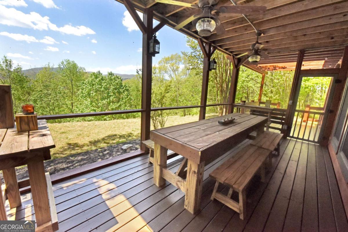 327 Prospectors Pass Ellijay GA 30536