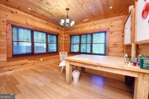327 Prospectors Pass Ellijay GA 30536