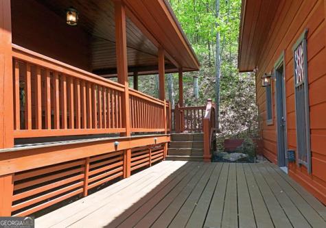 327 Prospectors Pass Ellijay GA 30536