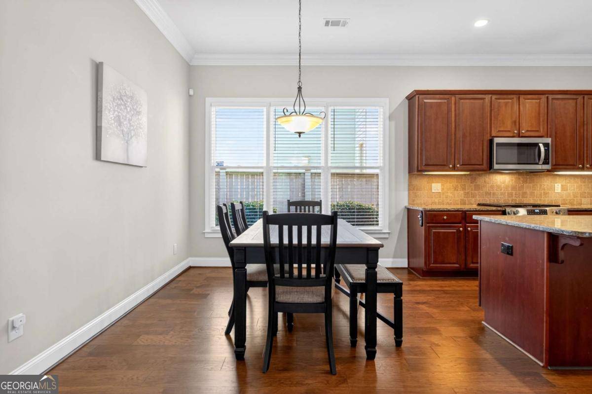 2003 Heathermere Way Roswell GA 30075