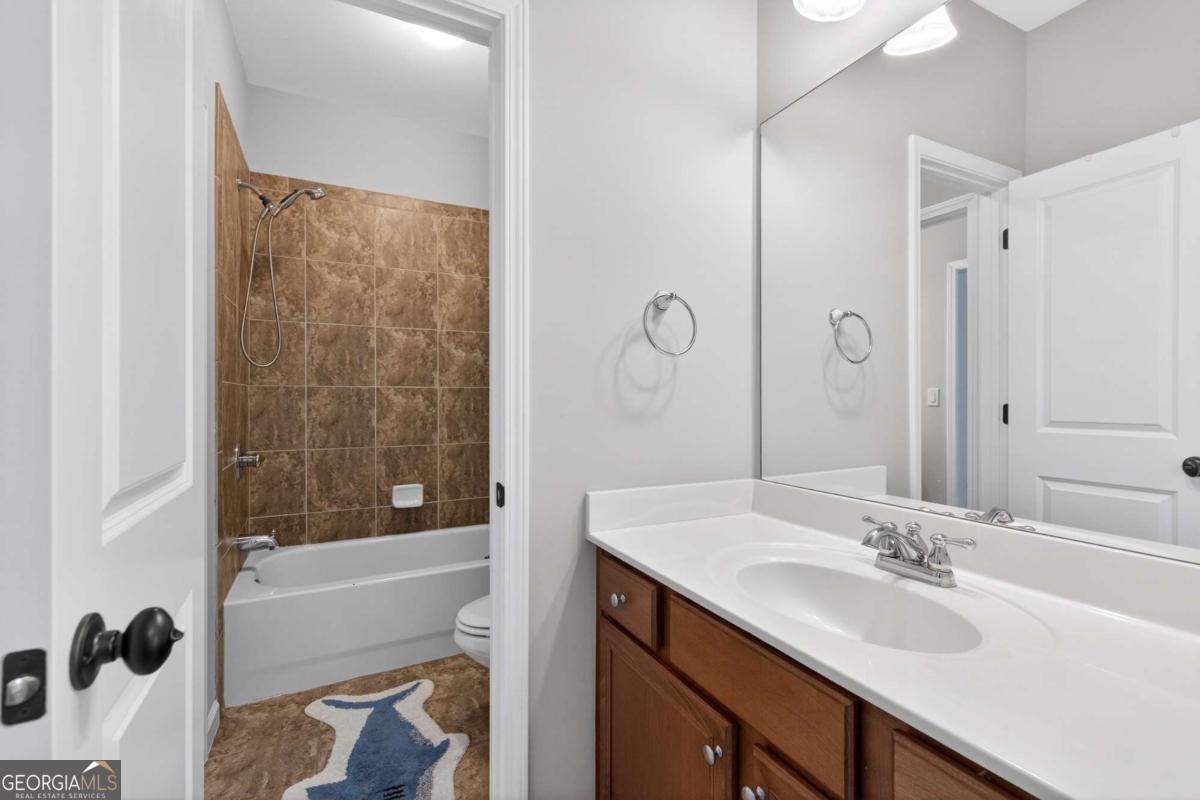 2003 Heathermere Way Roswell GA 30075