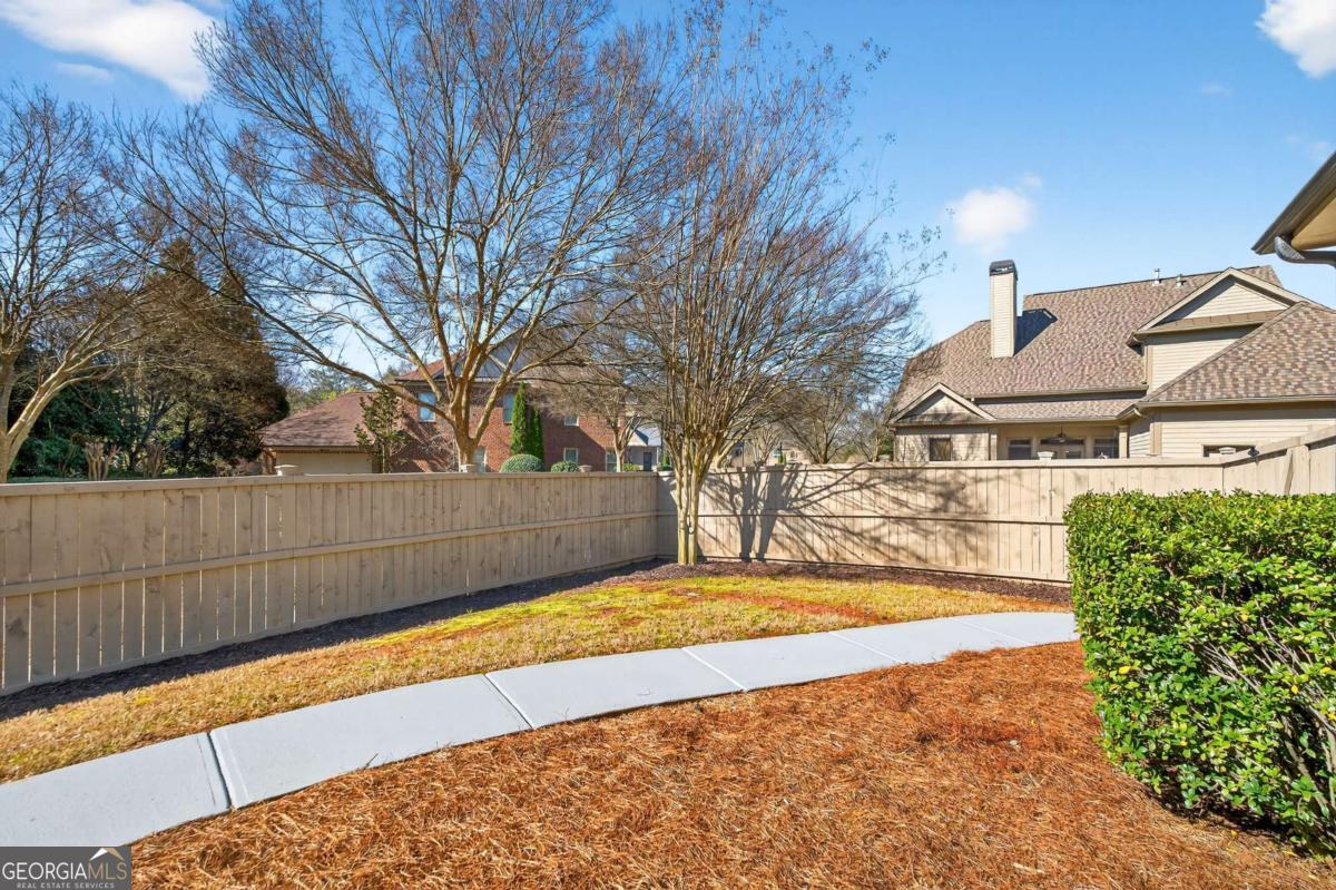 2003 Heathermere Way Roswell GA 30075