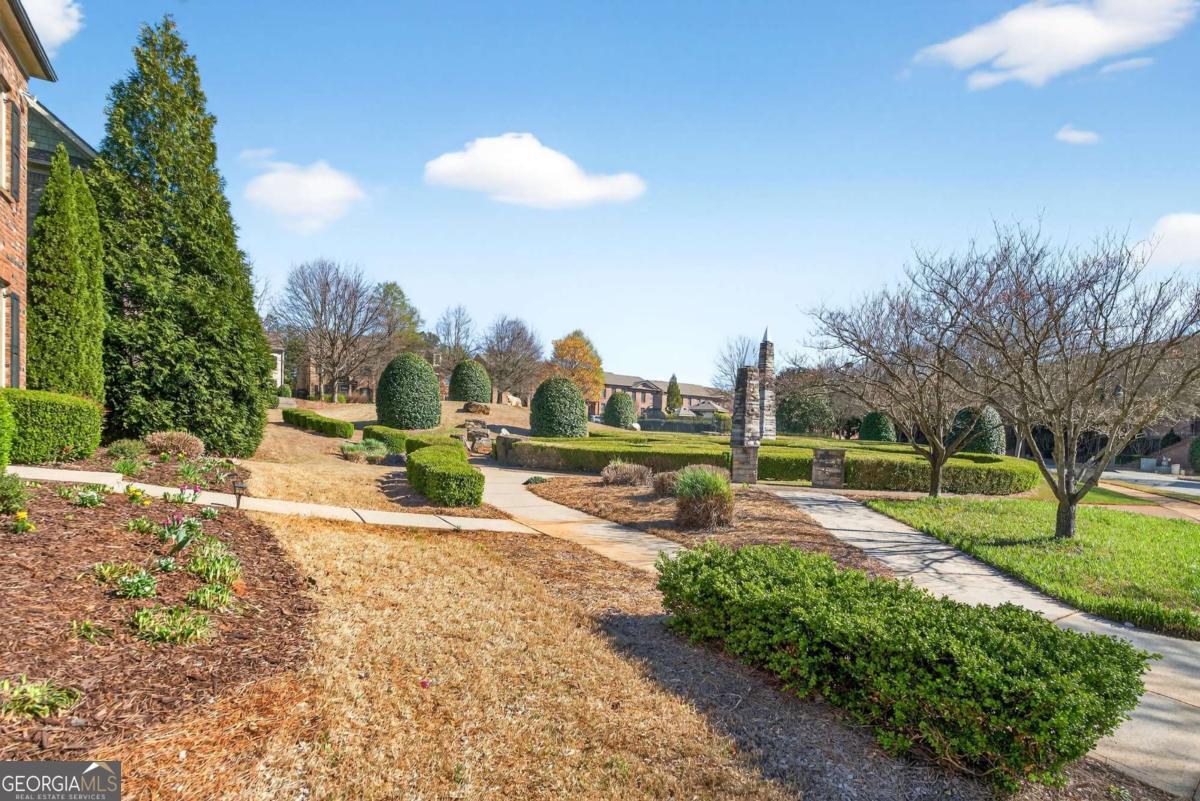 2003 Heathermere Way Roswell GA 30075
