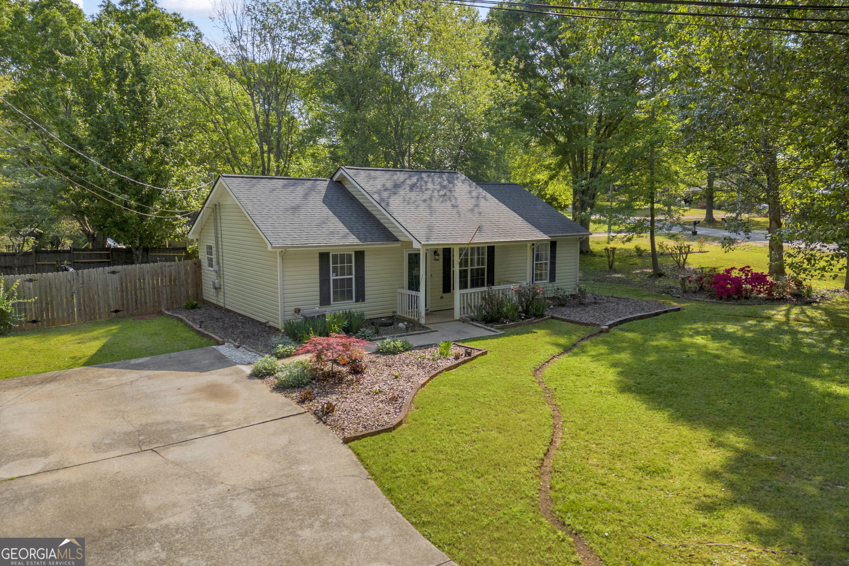 40 Mimosa Street Winder GA 30680