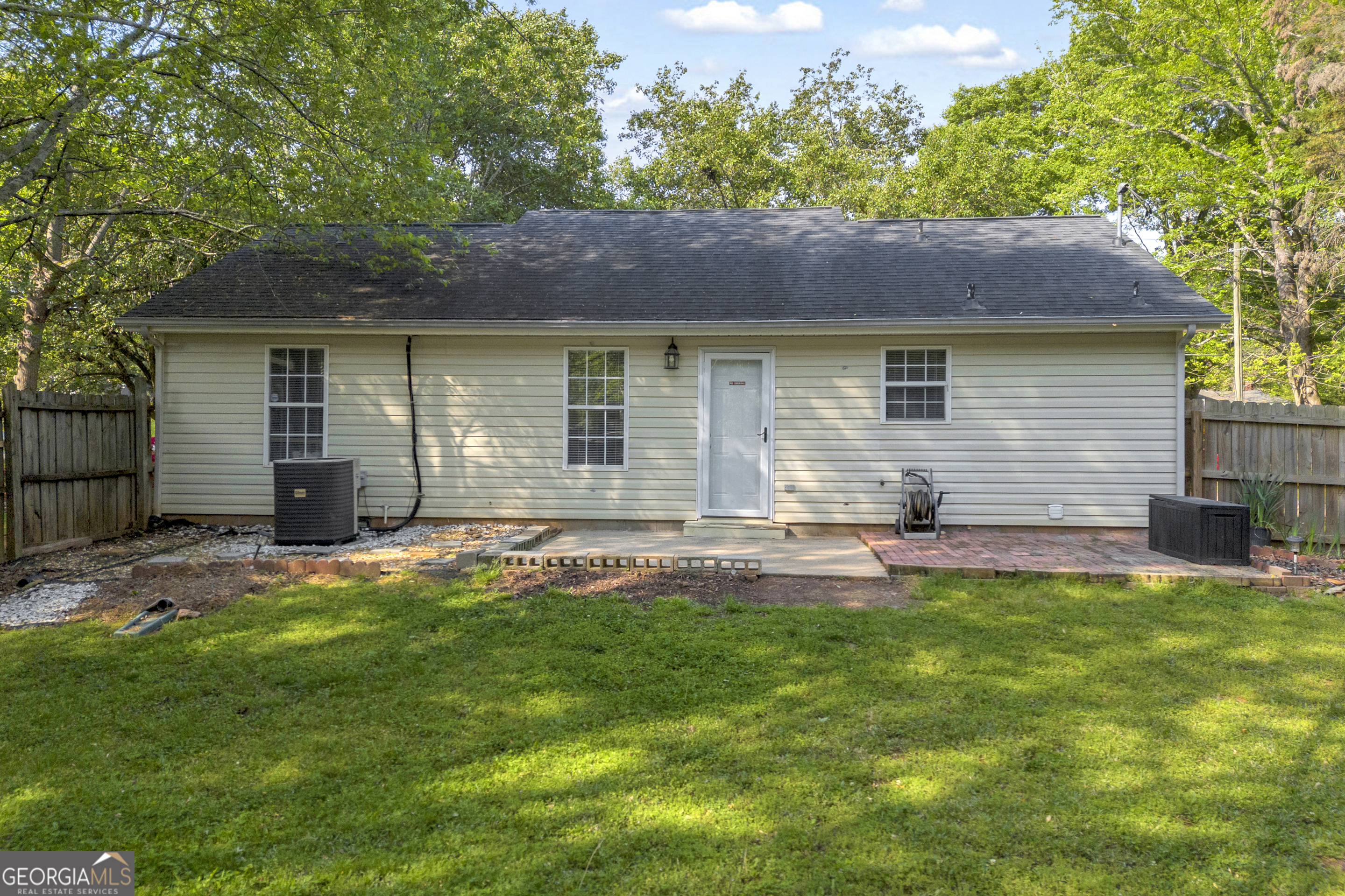 40 Mimosa Street Winder GA 30680