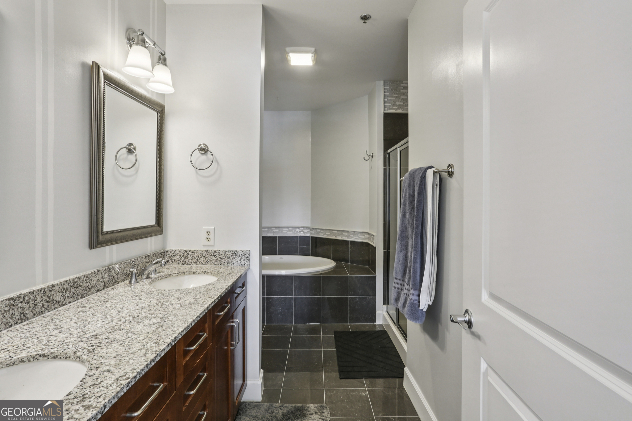 325 E Paces Ferry Road NE Atlanta GA 30305