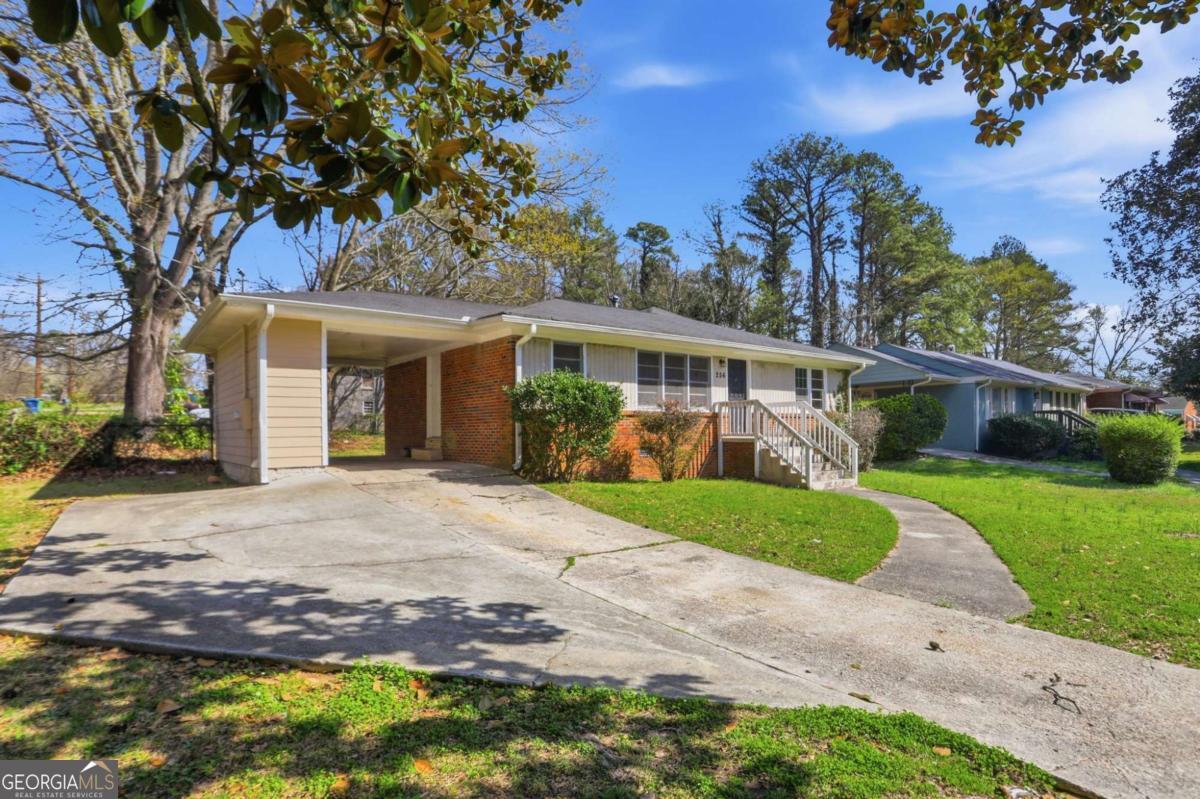 256 Silver Springs Circle SW Atlanta GA 30310