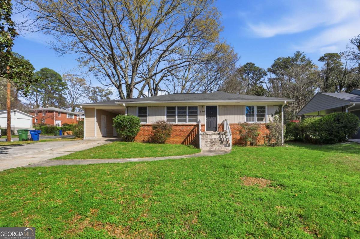 256 Silver Springs Circle SW Atlanta GA 30310