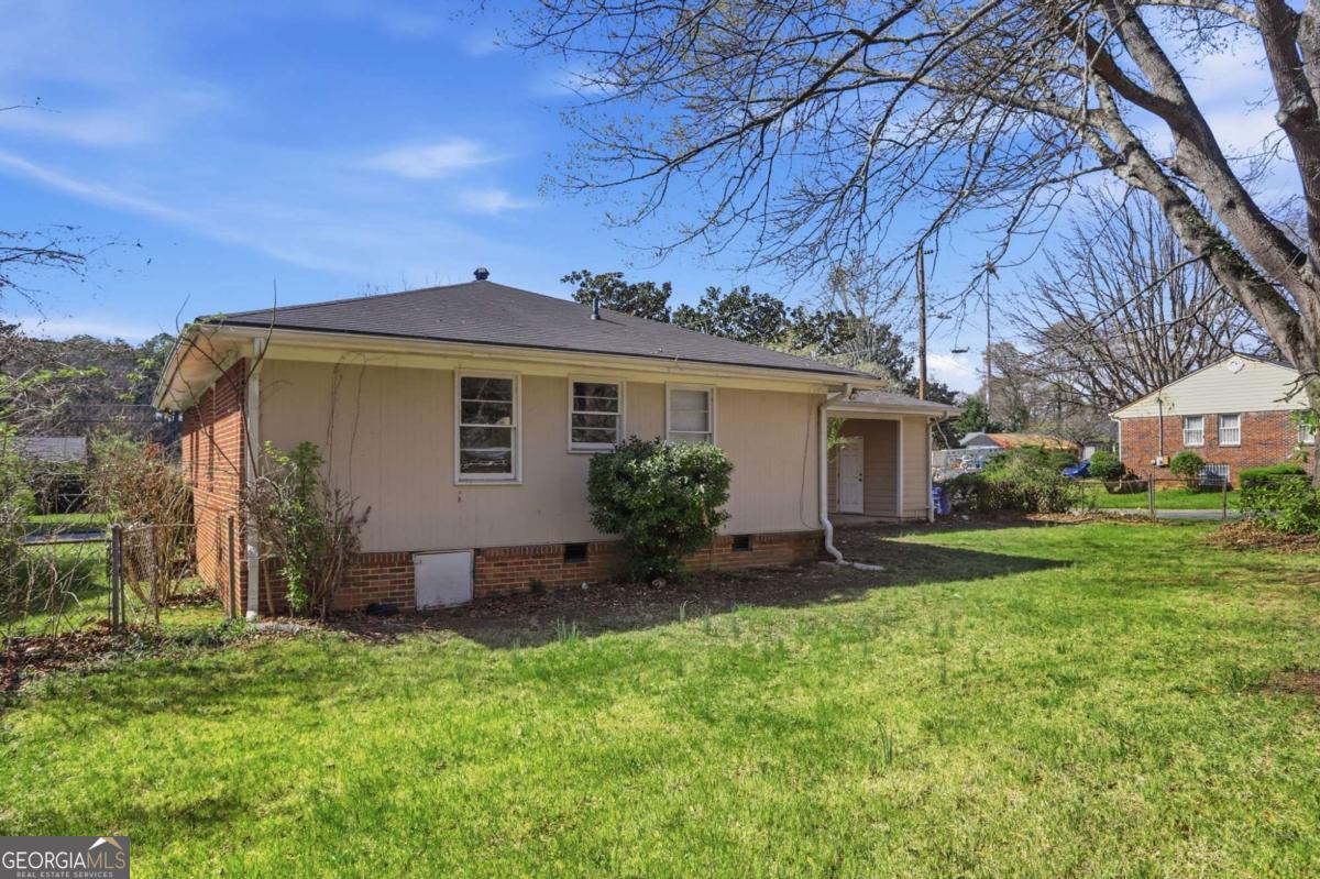256 Silver Springs Circle SW Atlanta GA 30310