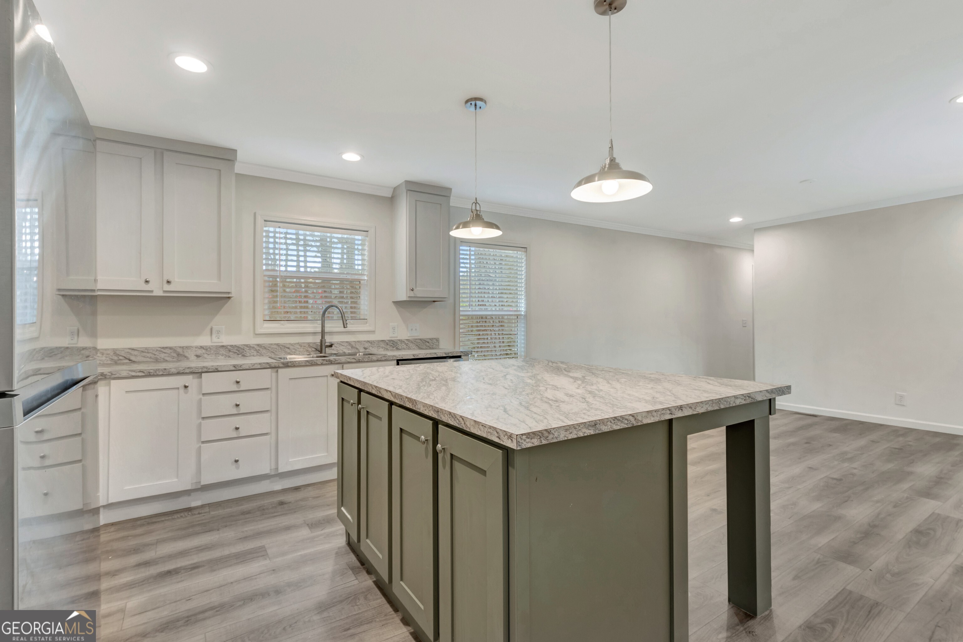 83 Fernwood Drive Fayetteville GA 30214