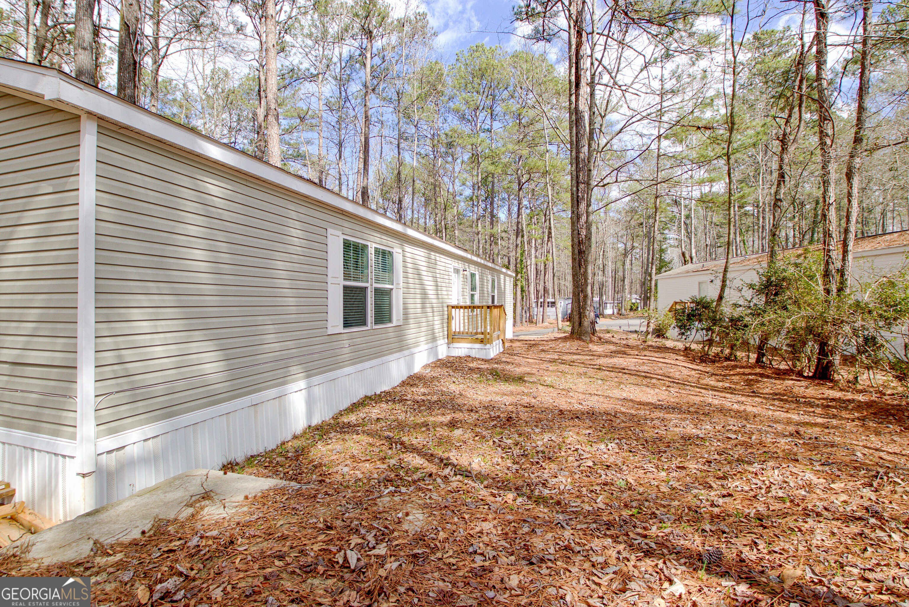 83 Fernwood Drive Fayetteville GA 30214