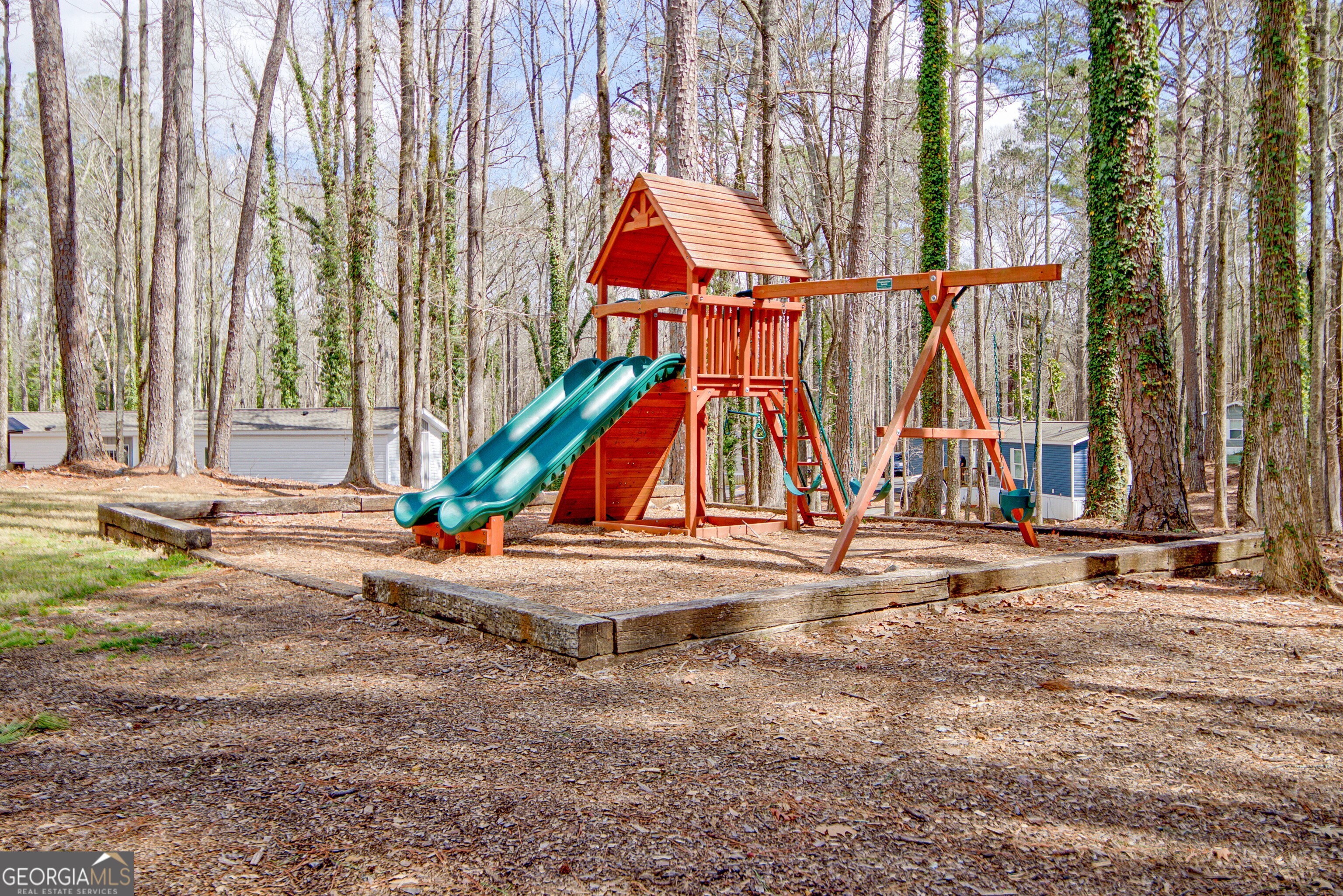 83 Fernwood Drive Fayetteville GA 30214