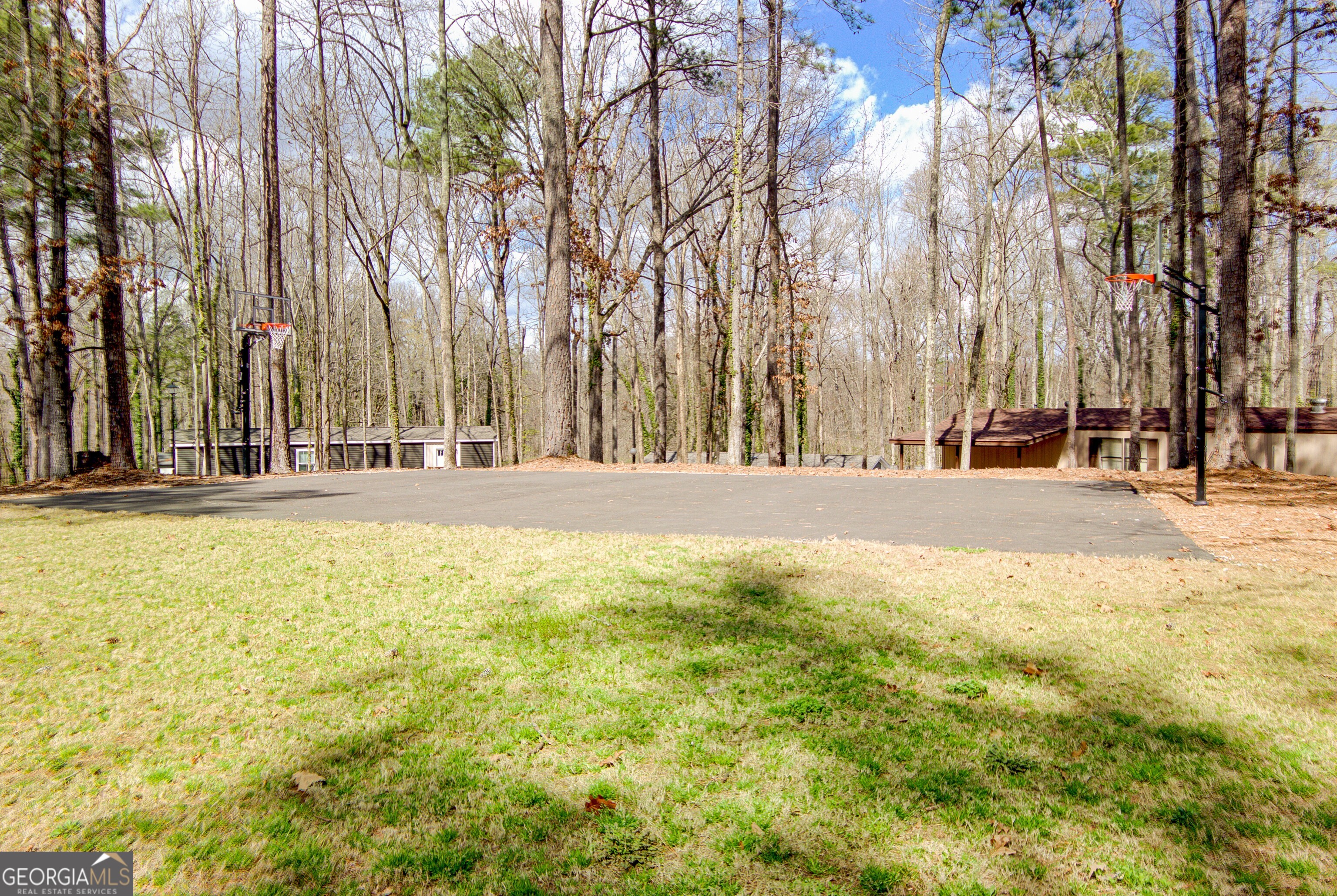 83 Fernwood Drive Fayetteville GA 30214