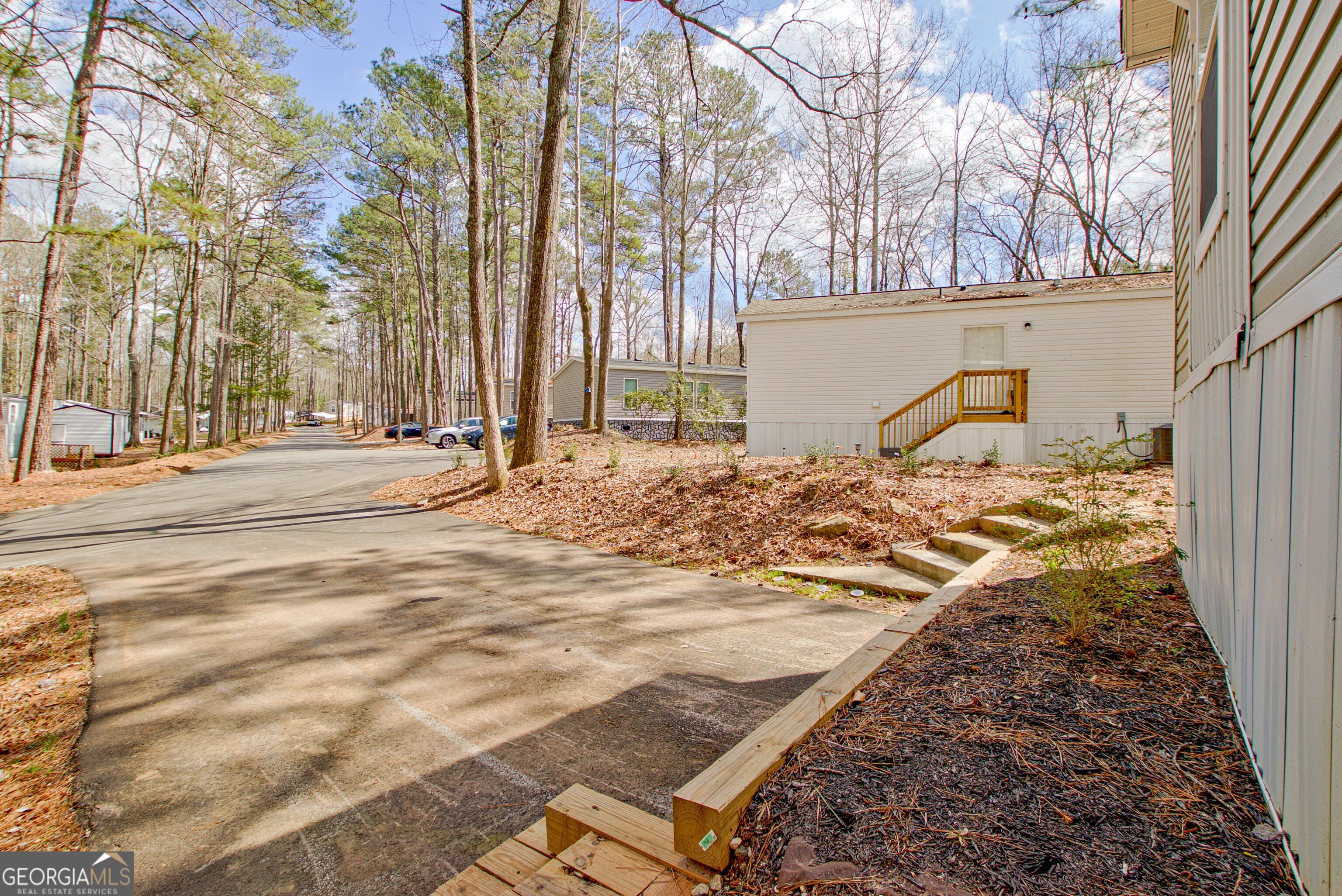 83 Fernwood Drive Fayetteville GA 30214