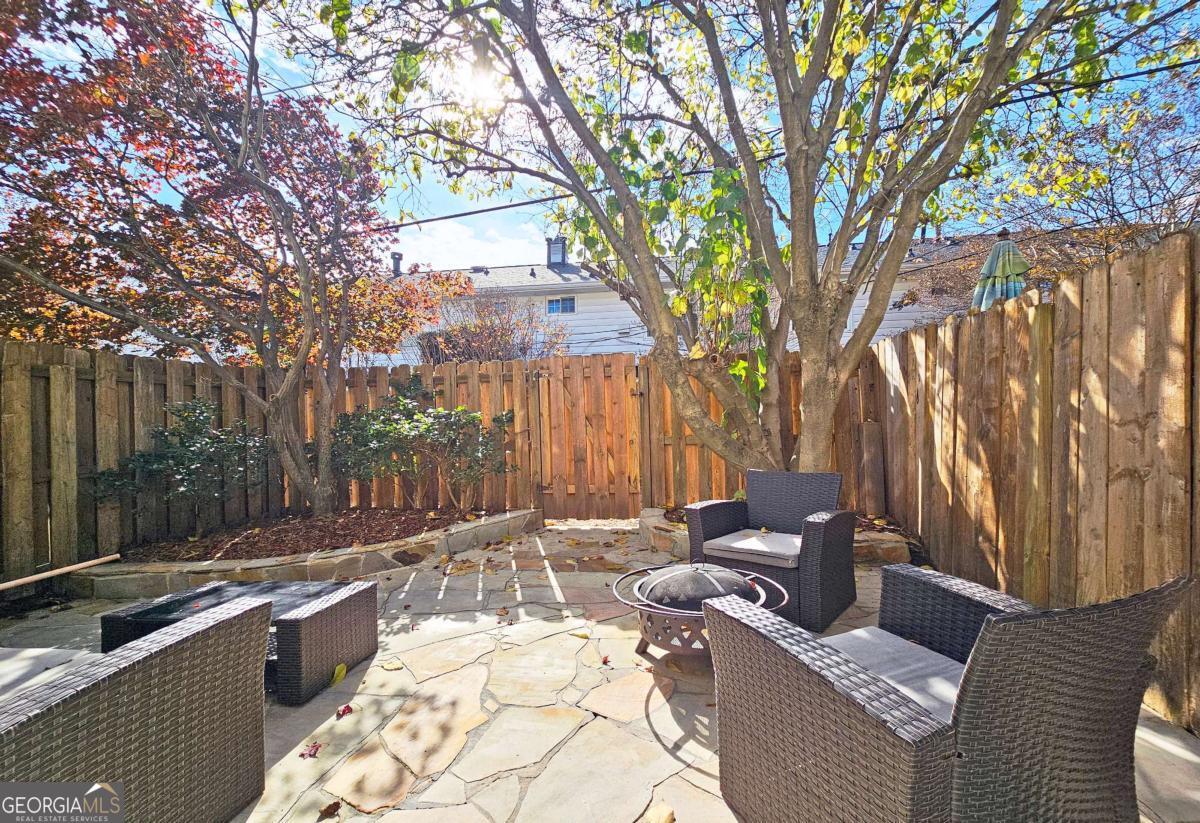 136 Peachtree Memorial Drive NW Atlanta GA 30309