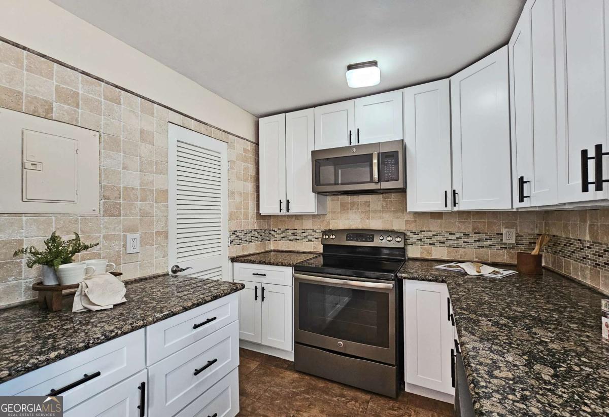 136 Peachtree Memorial Drive NW Atlanta GA 30309