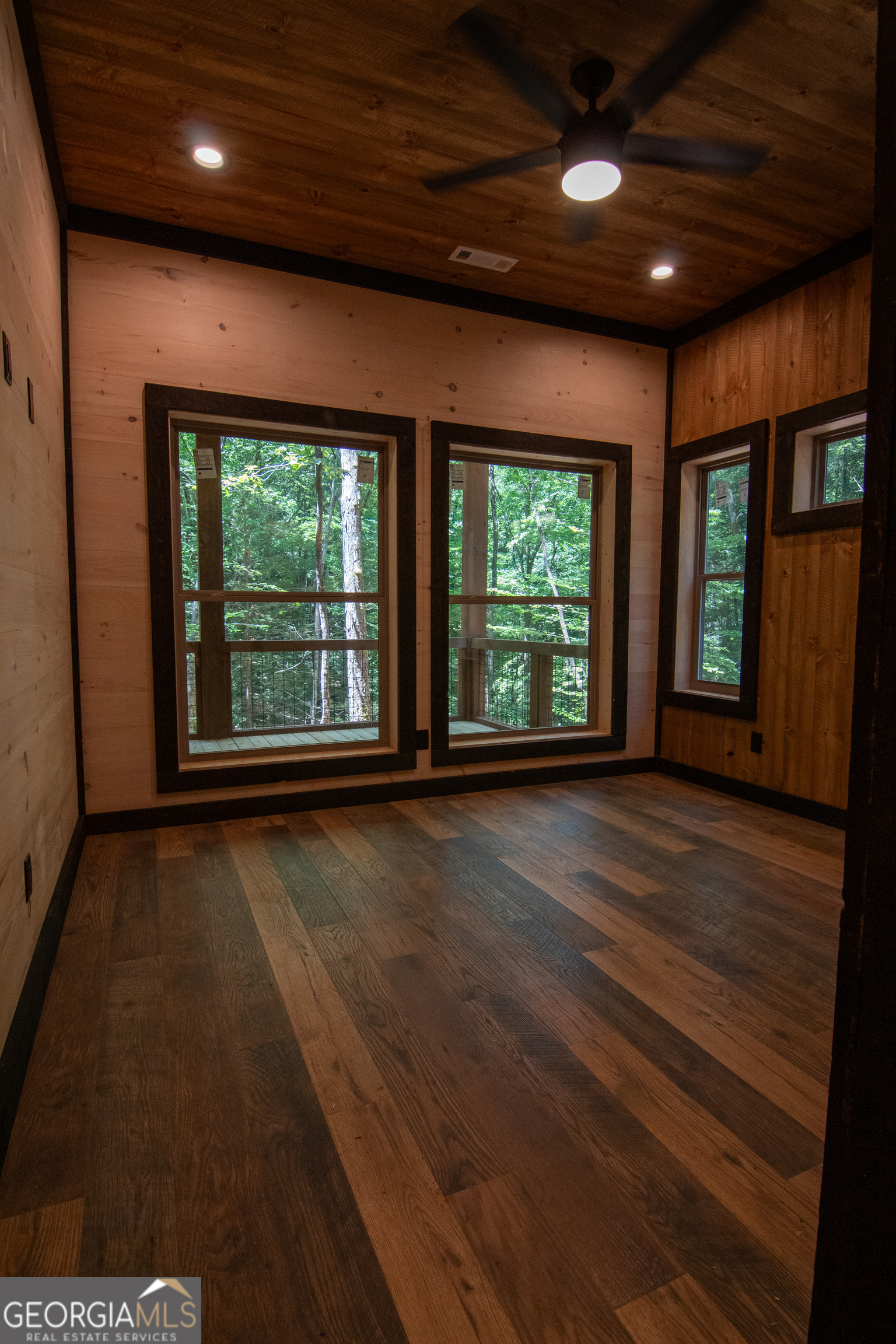 1990 Big Creek Road Blue Ridge GA 30513