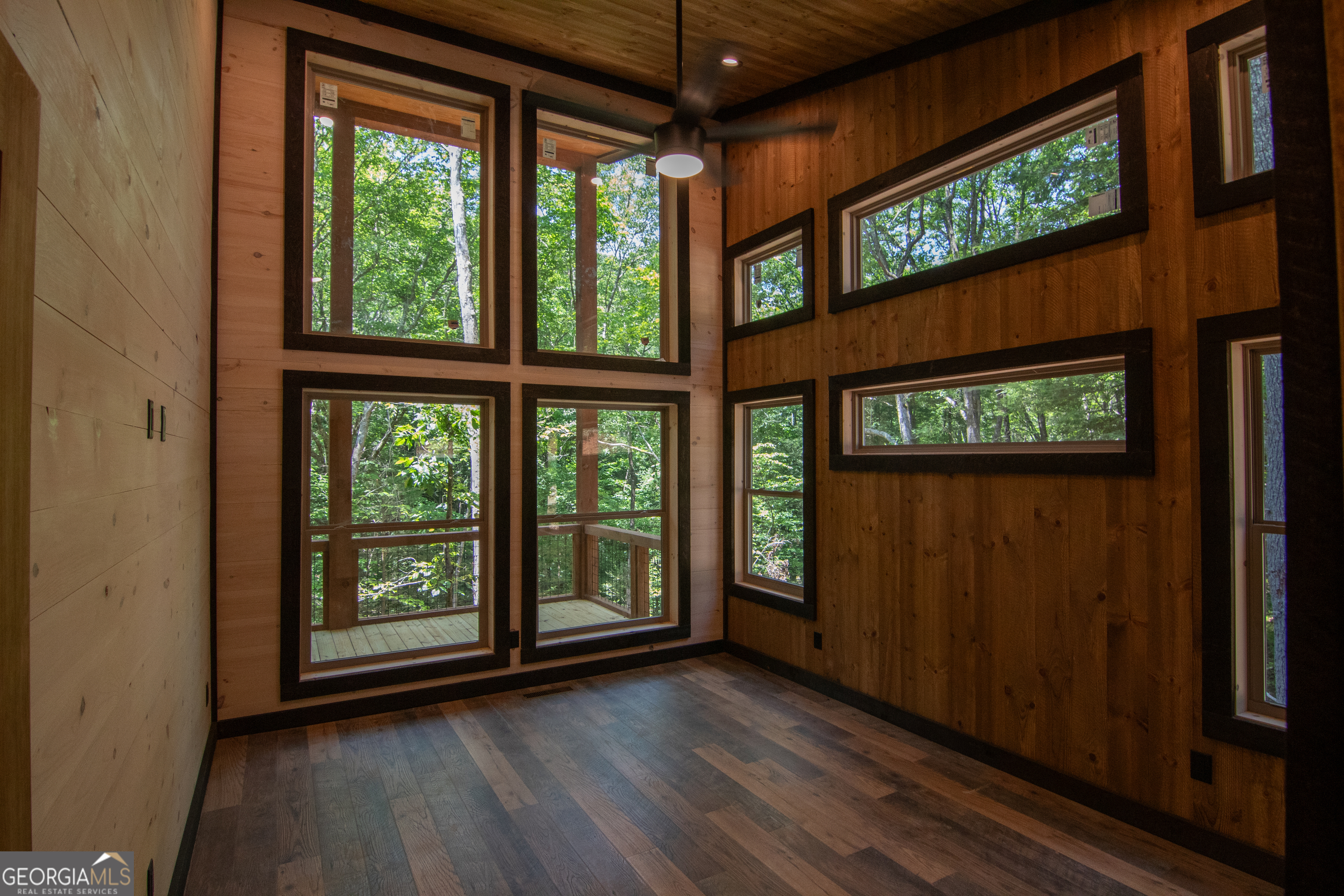 1990 Big Creek Road Blue Ridge GA 30513