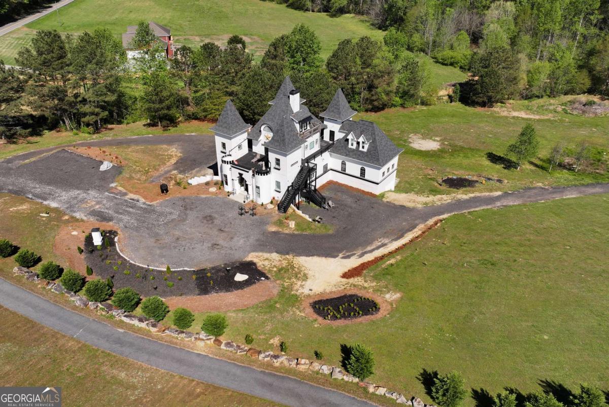 1197 Dee Kennedy Road Auburn GA 30011
