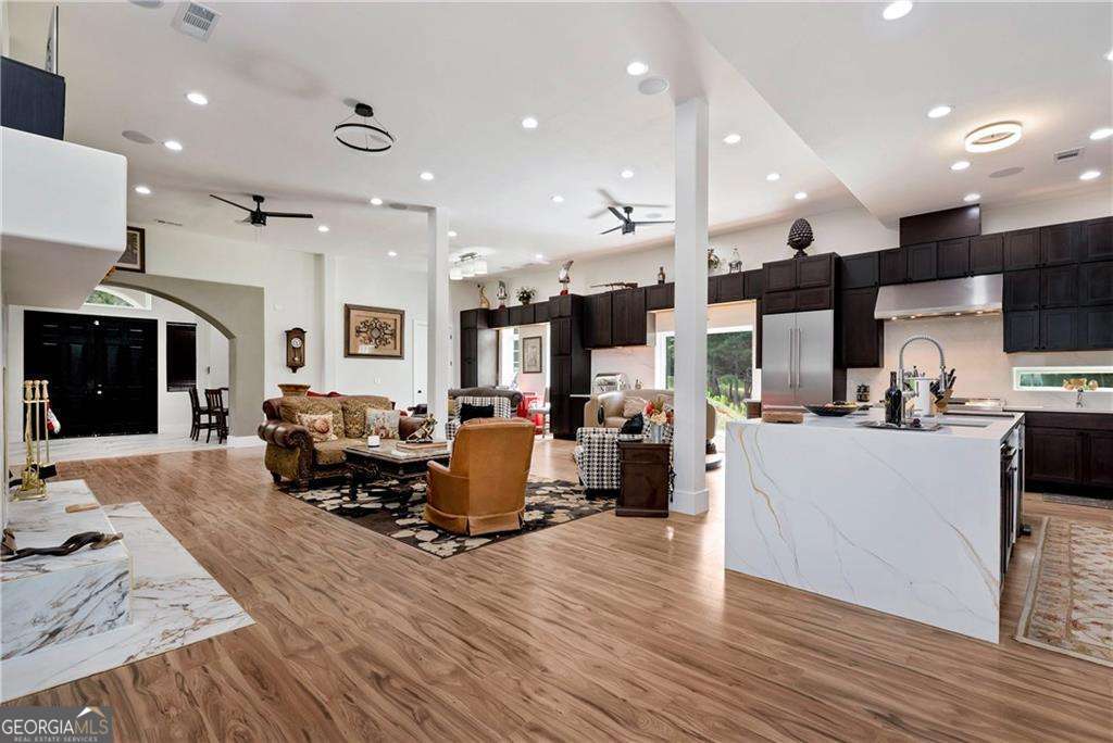 1197 Dee Kennedy Road Auburn GA 30011