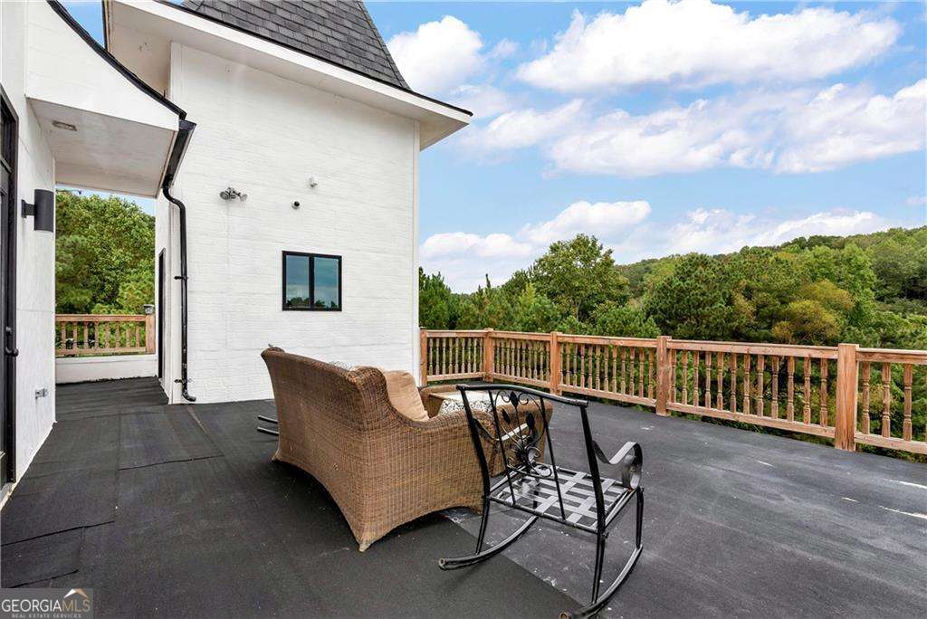 1197 Dee Kennedy Road Auburn GA 30011