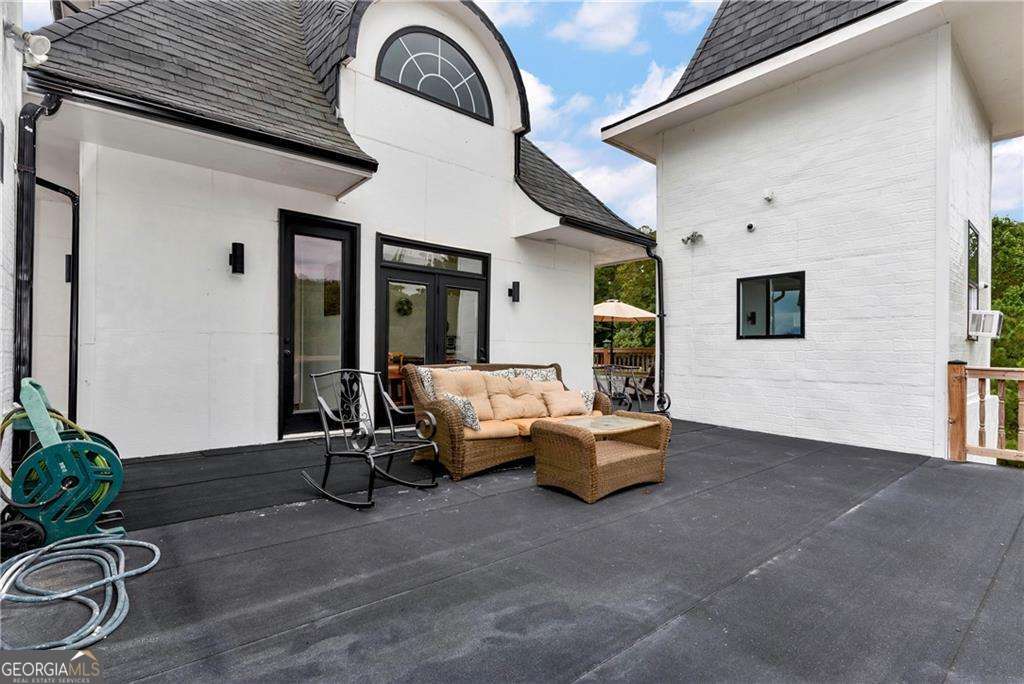 1197 Dee Kennedy Road Auburn GA 30011