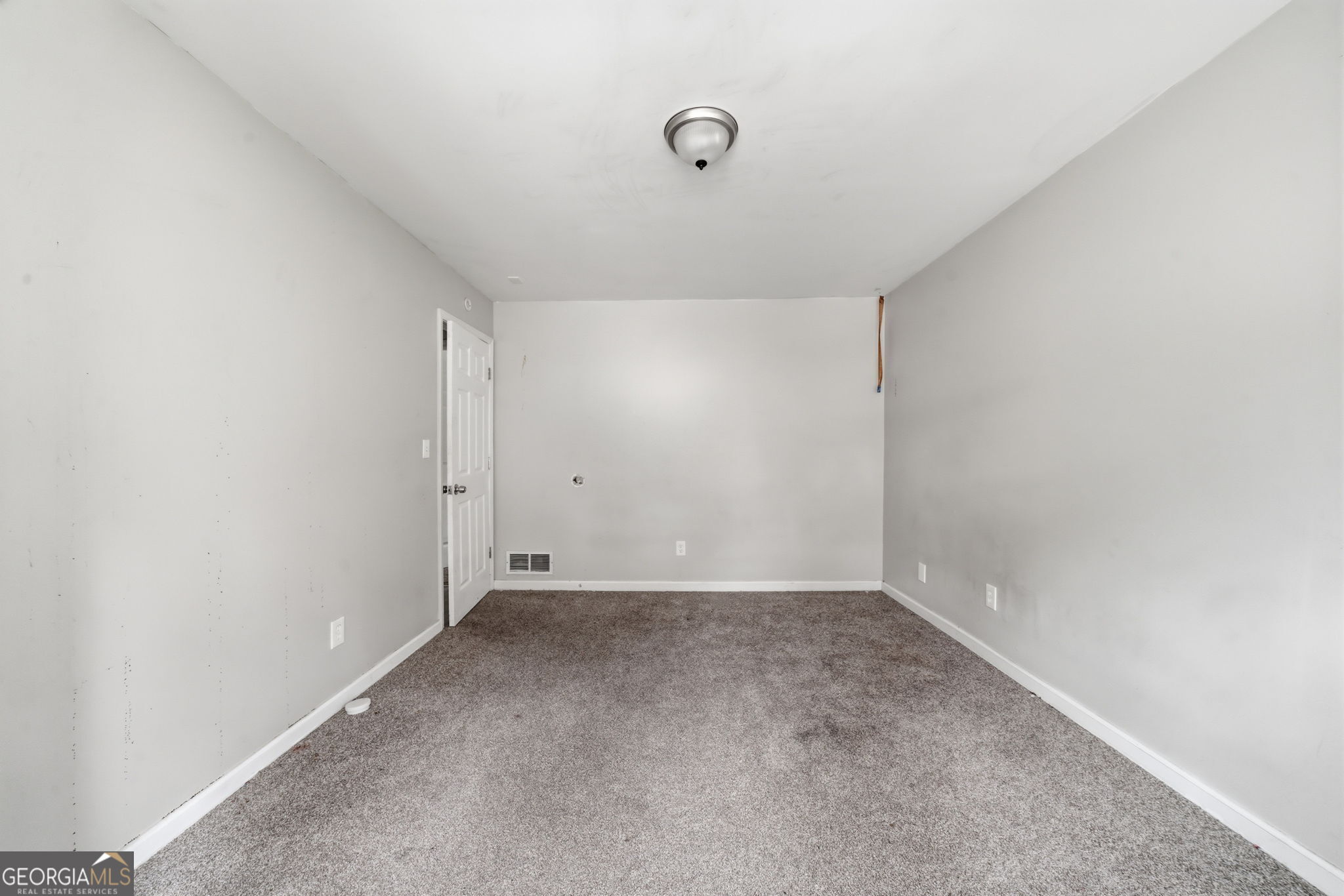 5870 Wellborn Trail Lithonia GA 30058