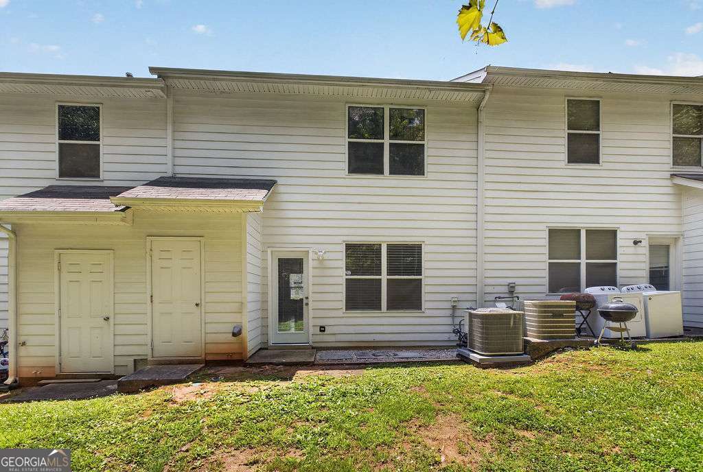 1505 Ashbrooke Trace Stone Mountain GA 30083