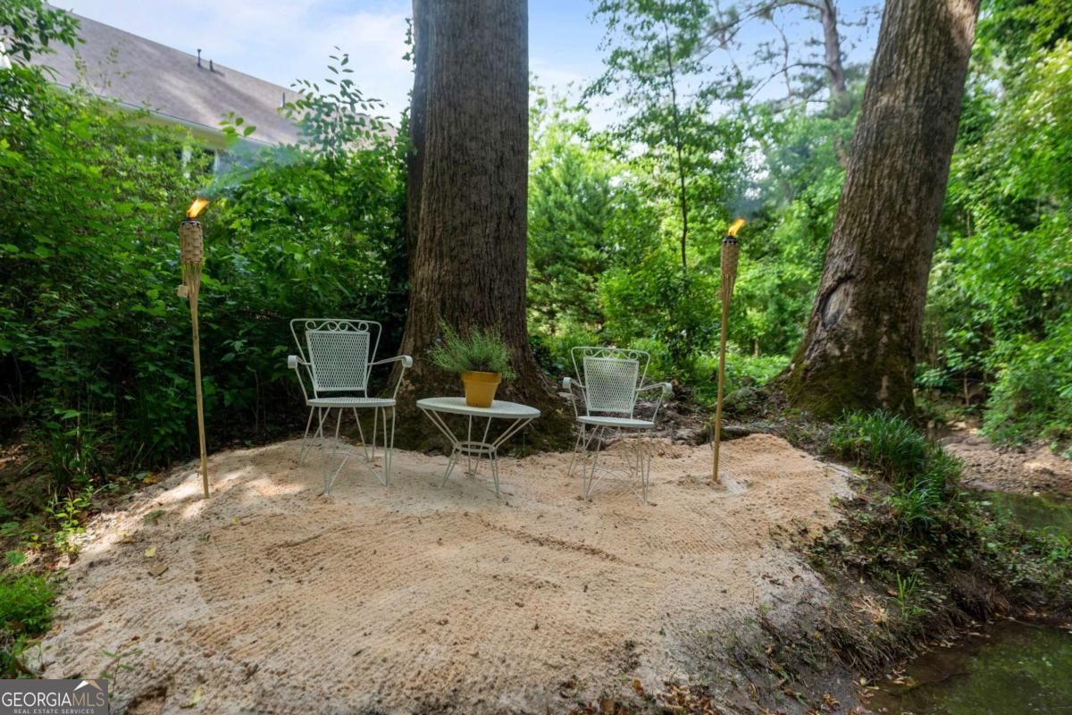 2015 Audubon Drive NE Atlanta GA 30329