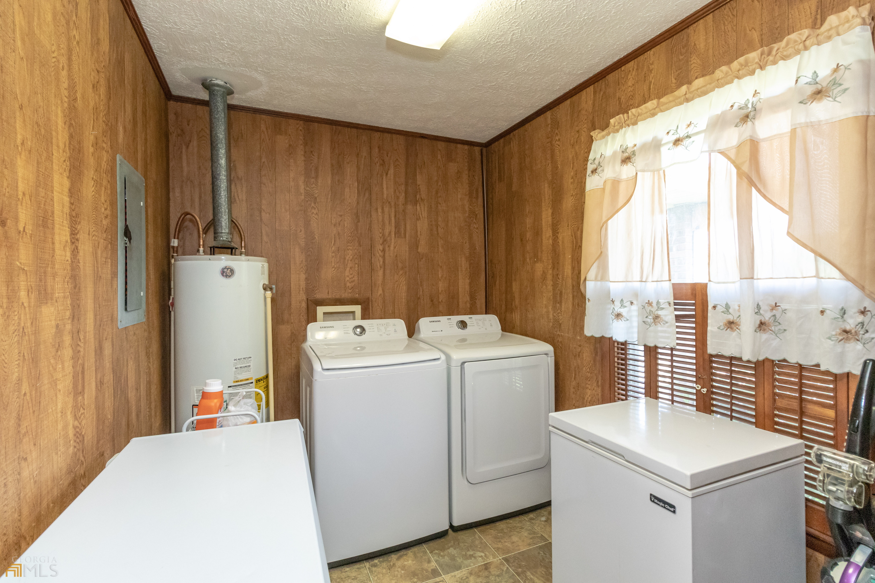 164 Jones Road Molena GA 30258