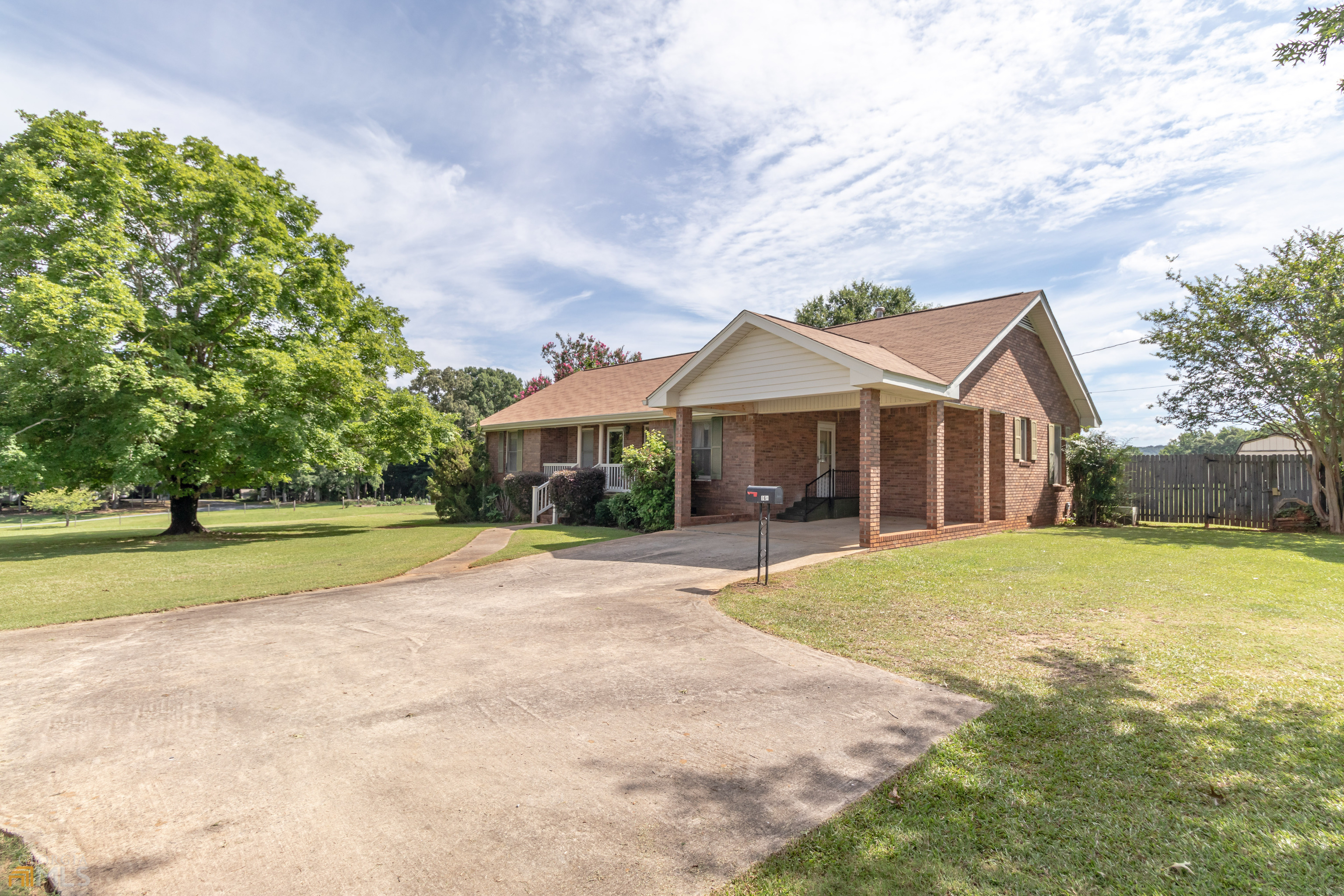 164 Jones Road Molena GA 30258
