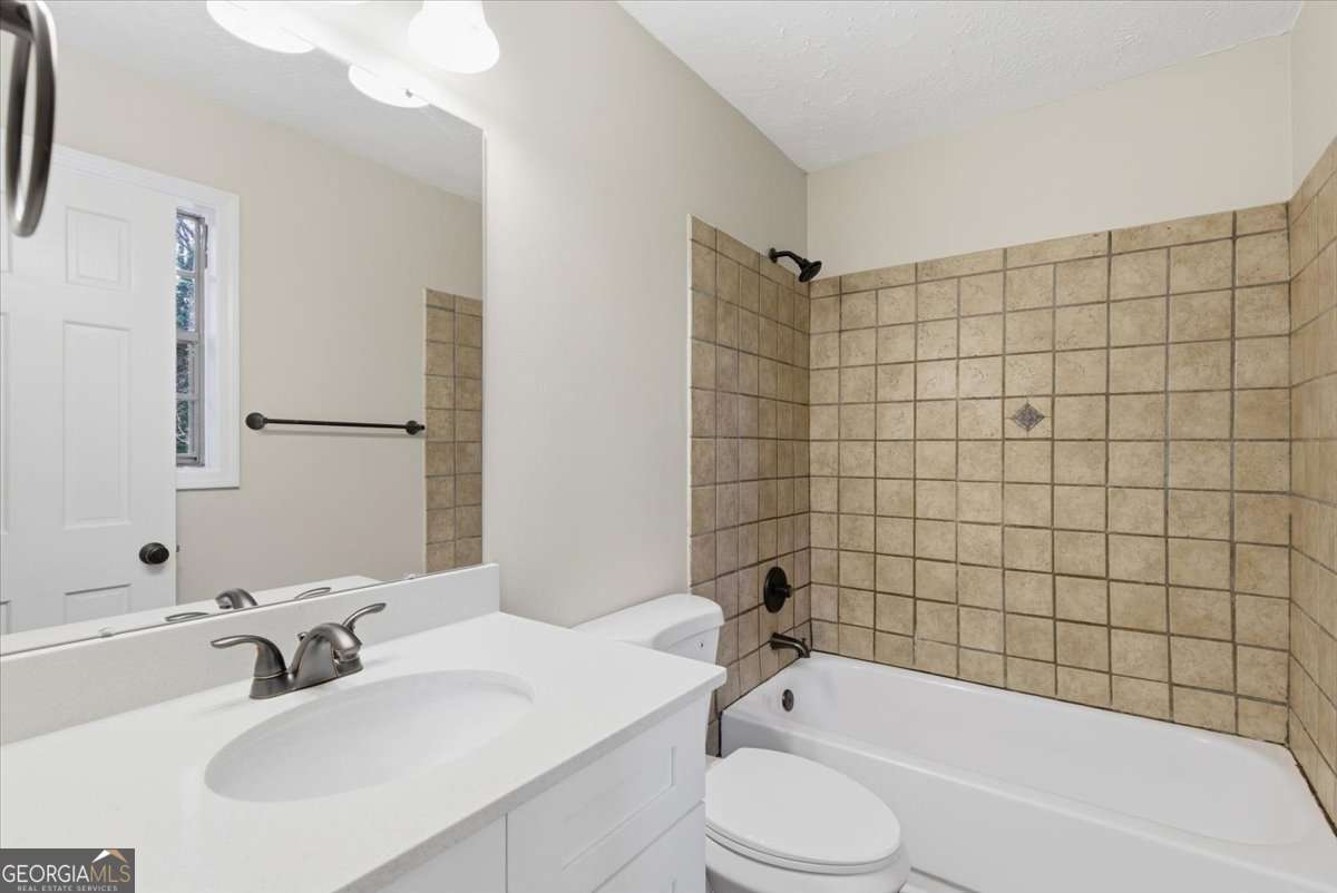 3182 Fireplace Trail Snellville GA 30078