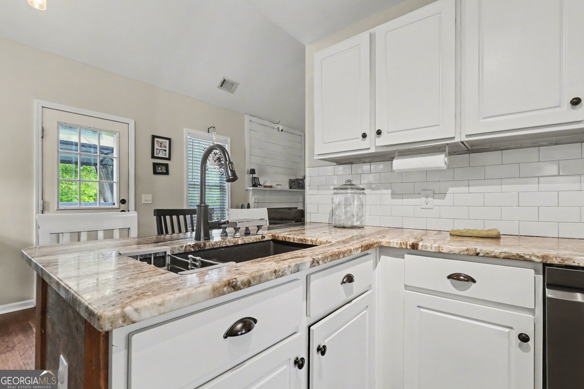 15 Indian Valley Way Rydal GA 30171