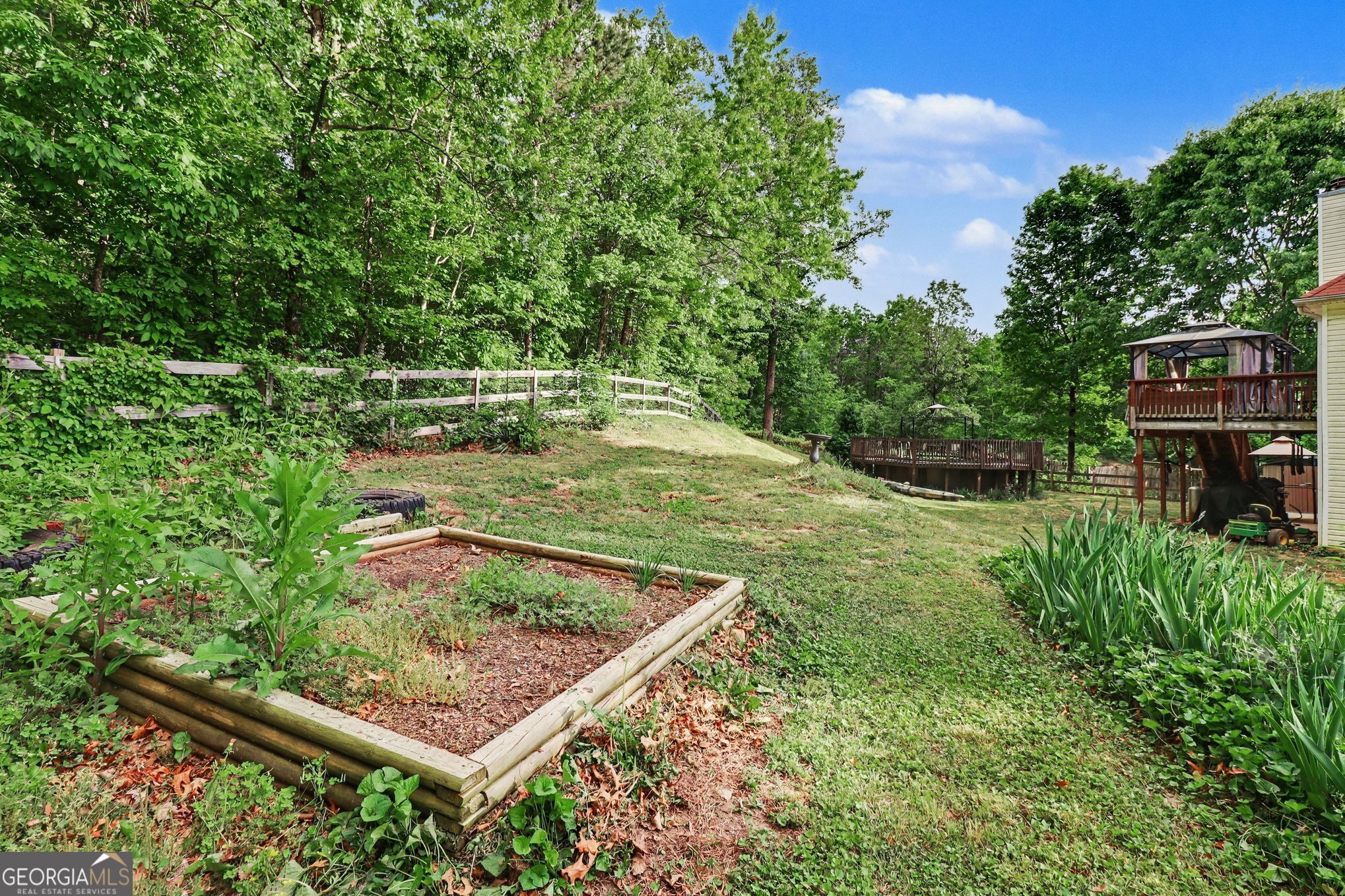 15 Indian Valley Way Rydal GA 30171