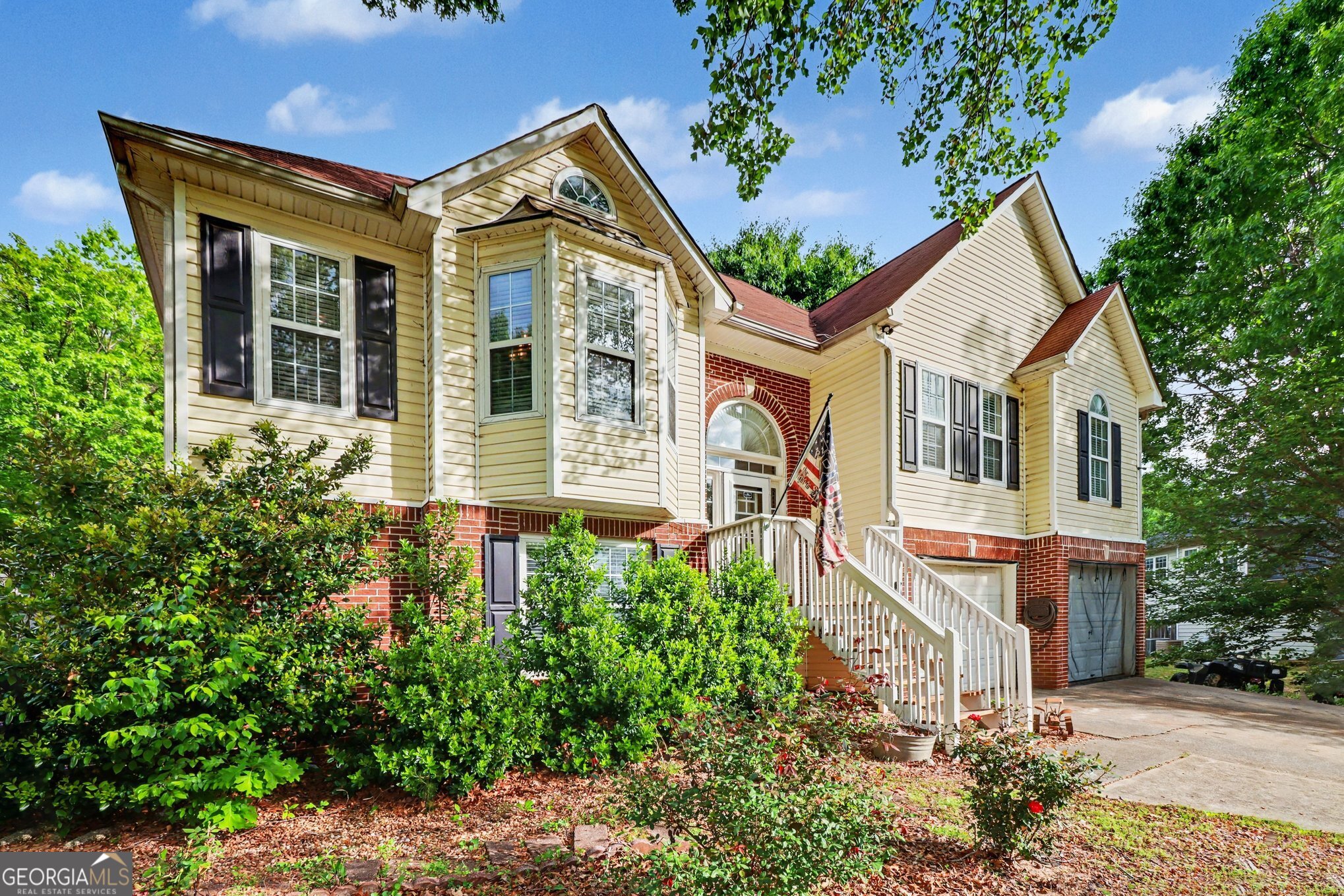 15 Indian Valley Way Rydal GA 30171